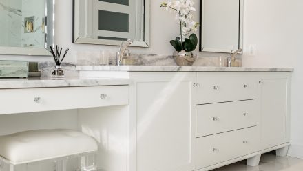 Bathroom layout with a classic and elegant feel.